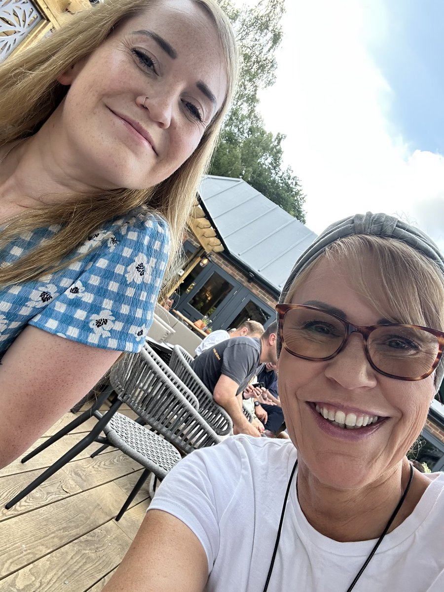 widebeamandwel1's tweet photo. It’s been a good week and I had a lovely Birthday on Wednesday not counting any more numbers now though, time to go backwards lol 😂 #keepingyoung #birthday #goodweek https://t.co/dWWbR0tc8K