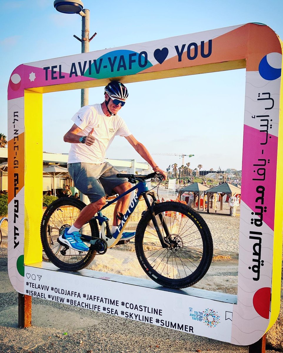 chrisfroome's tweet photo. Not where I expected to be but having a great time nevertheless 😁👍 @IsraelTourism https://t.co/U4Tu5MQkbC