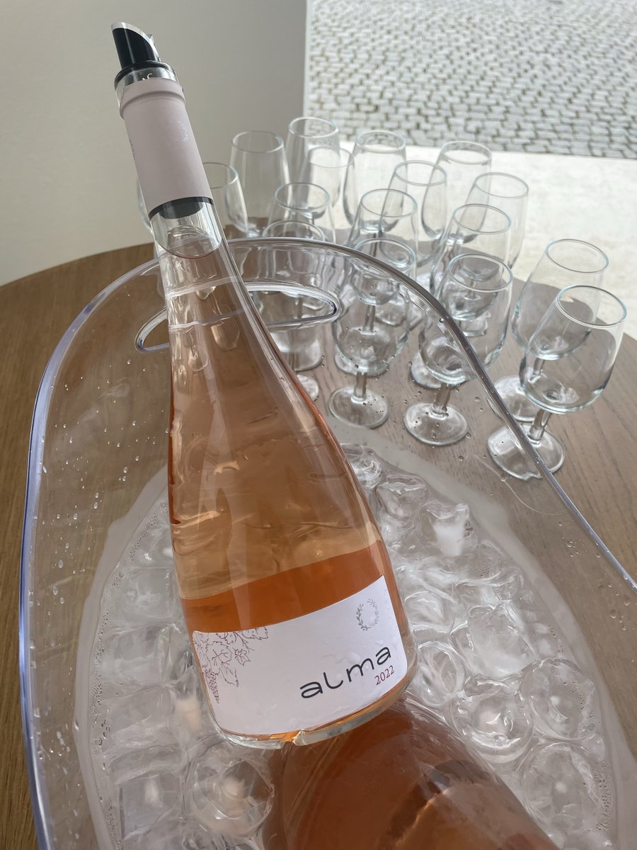 🌸 International Rosé Day 2023 🌸

#ktimapavlidis #pgidrama #internationalroseday #rosewine #alma #greekwine #syrah #agiorgitiko #summerwine #wineoftheday #winesofdrama