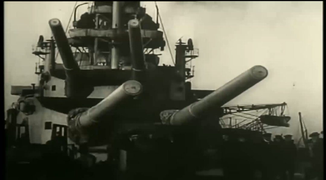 CentroGravPerm's tweet photo. Hoy viernes, de nuevo a las 22, la segunda parte de nuestro "Guerra a la guerra" en @CanalRed_TV, esta vez más centrado en las resistencias a la guerra y la militarización. ¡Os esperamos! https://t.co/PxWQBK3Rob