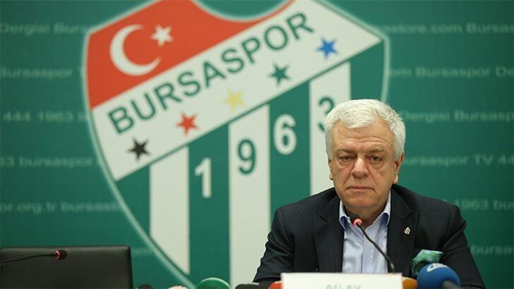 YunusAslan1963's tweet photo. Gel kurtar bu takımı ali dede
#Bursaspor
#aliay
#teksas #yeşilinciler
#maraton https://t.co/CvxkwkEaQ3