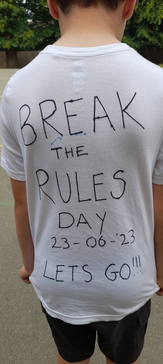 SevenoaksPri's tweet photo. What a fun PTA 'Break the Rules Day' and well done to one of our Year 3 children who designed and created this fabulous and imaginative T shirt! 👕 #SPSValues #creativity #imagination #colourful #fundraising #supportourPTA #thankyou https://t.co/PttkUXKwFL