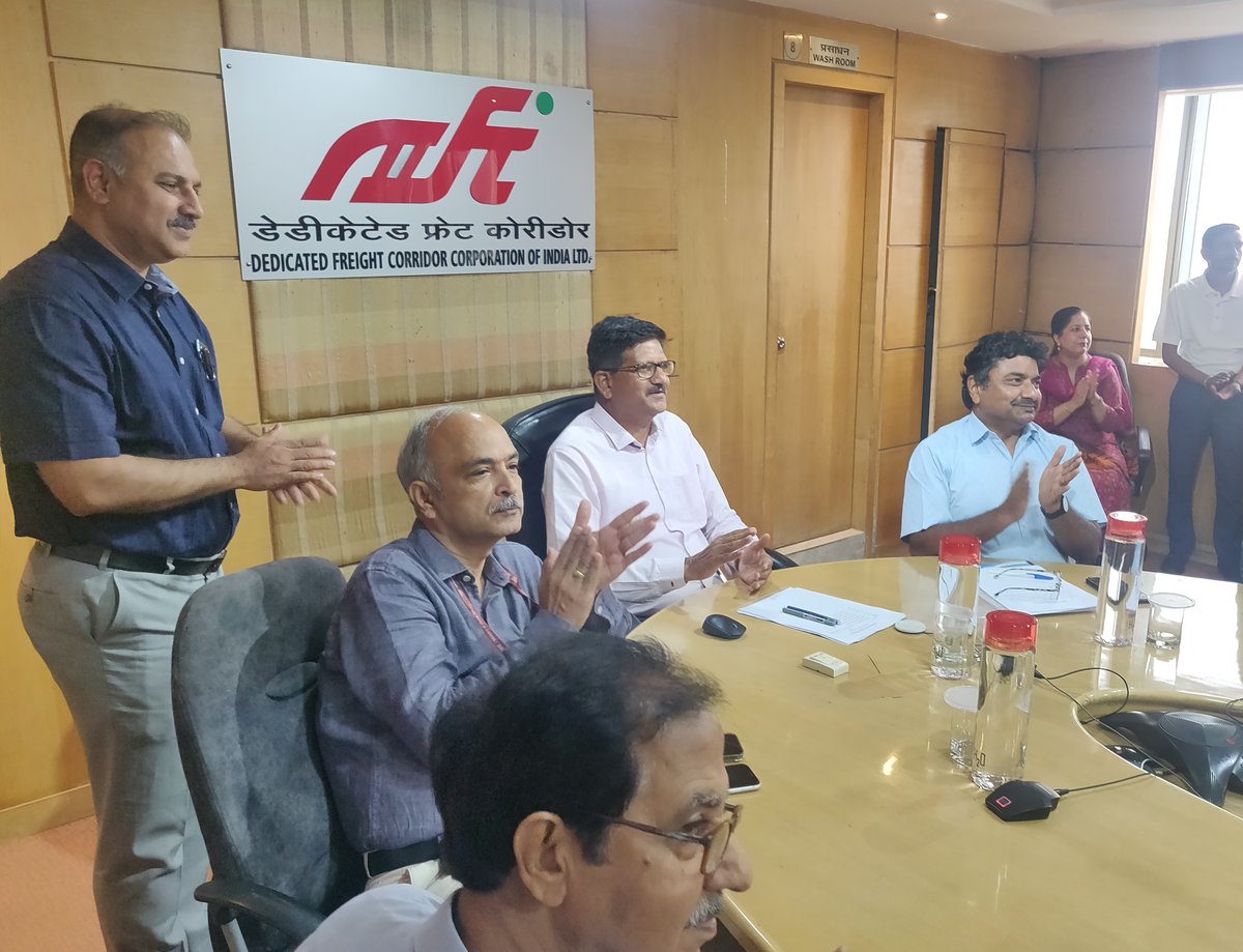 DFCCIL on Twitter "Sh RK Jain MD DFCCIL in the presence of Directors