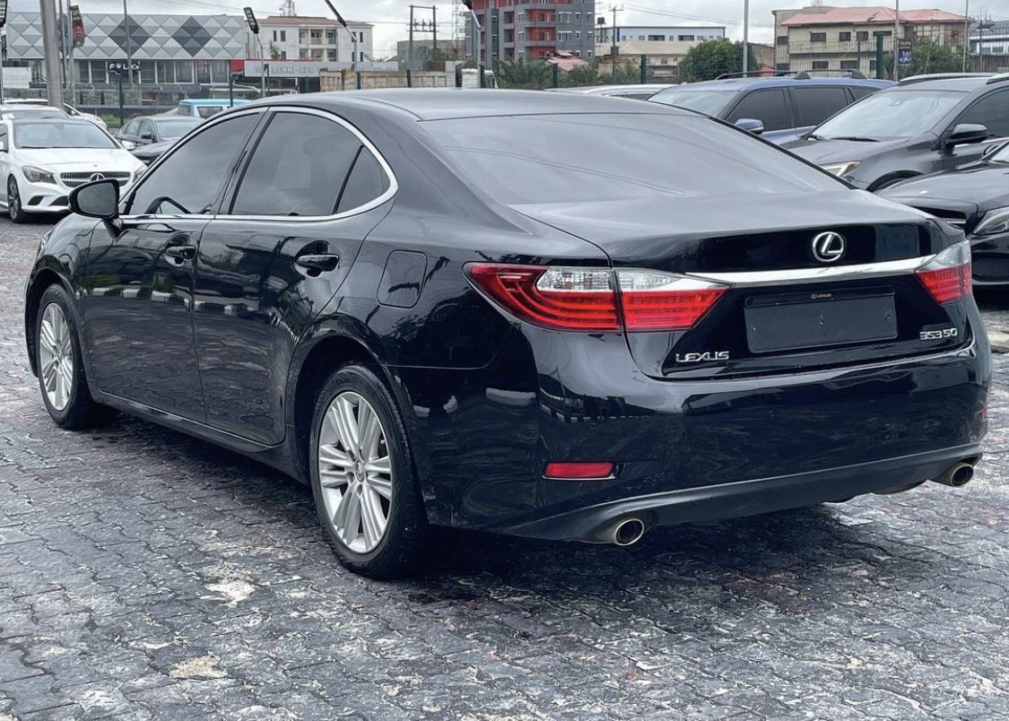 For Sale: Tokunbo 2014 Lexus ES350

📍: Lekki

Asking Price: 15.7m [Slightly Negotiable]

If interested, DM for Inspection or Call/Whatsapp; 0818 811 1105

- Automobile.BuyLagosLtd.com -

#BuyLagosLtd #BuyLagosLtdAutomobile #CarForSale #UsedCar #LexusES350