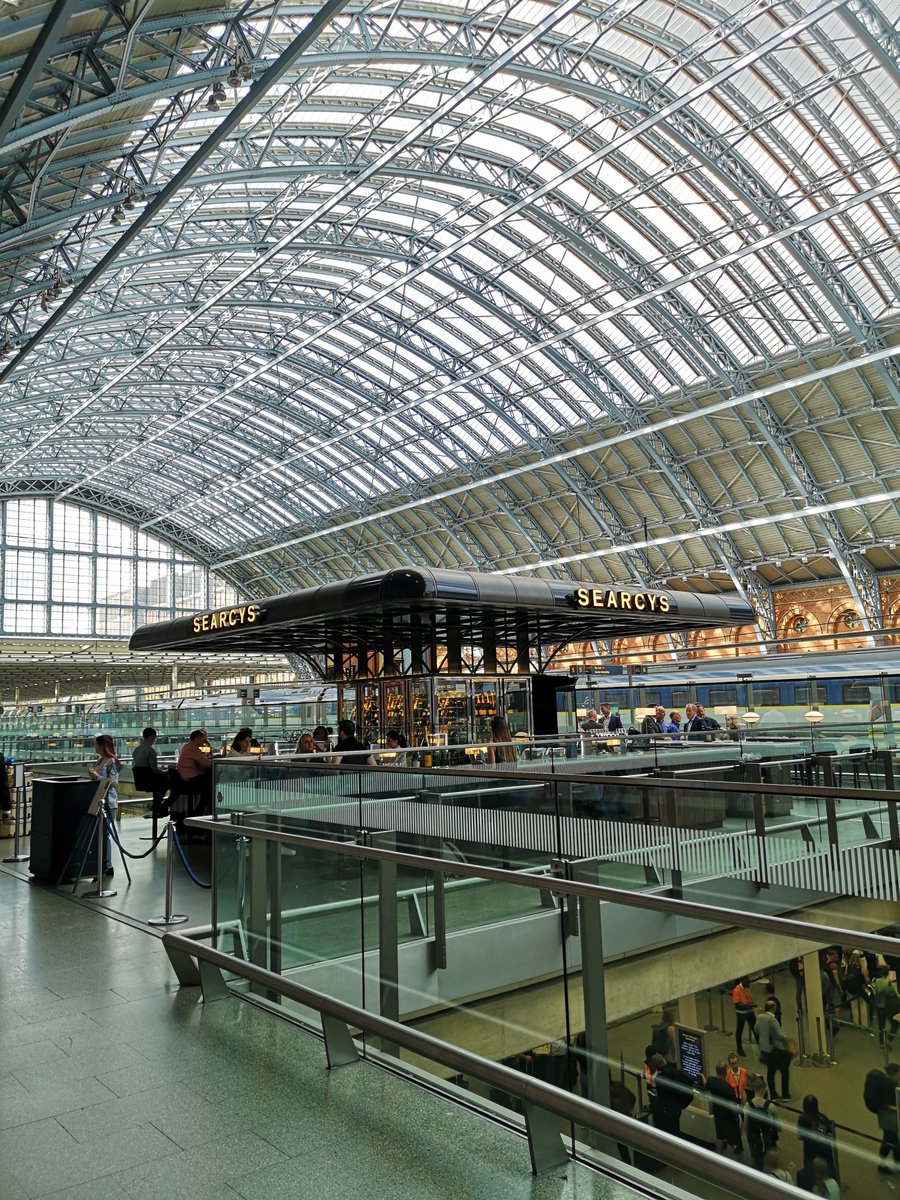 ClaimTechnology's tweet image. Cheers to claims 🥂.

Thank you to our co-hosts @FiveSigmaClaims and all who attended our Champagne Masterclass event last night. 

Stay tuned for our next event 🍾