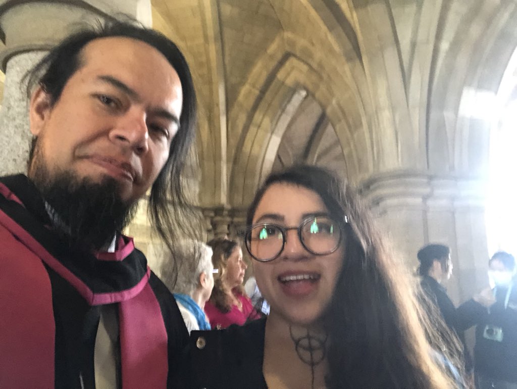 Getting ready for the ceremony #UofGgrad23