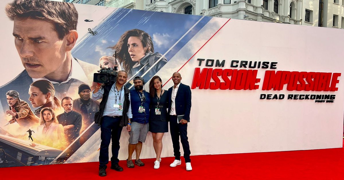 These events may look glamorous but for <a href="/BBCNews/">BBC News (UK)</a> <a href="/BBCNewsEnts/">BBC News Entertainment</a> crews it means long hours, cold sandwiches on the go and late night edits. Huge thanks to my team <a href="/MikeMcTweets/">Michael McKenzie</a> <a href="/MoCamVisuals/">//Ⓜ️ohammad.🈂️ussain©</a> <a href="/bhaskersolanki/">Bhasker Solanki</a> and senior locations engineer Kiffa Roberts in our sat truck