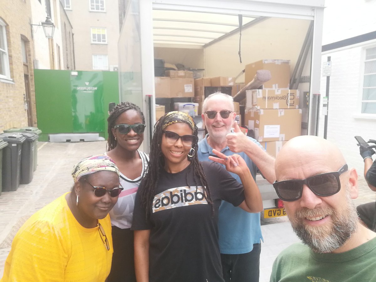 Boxes loaded on the van and on the way to Liverpool for #BAD2023 @HealthySkin4All