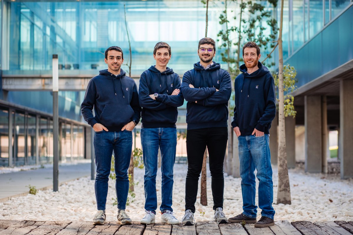 E_Creactiva's tweet photo. 🗞 Conocemos la experiencia de #innovaciónsocial de Ximo Masip, cofundador de @urbanimpacte, una empresa valenciana que mejora la vida de la gente poniendo en valor el ahorro energético y el uso de datos de forma sostenible🔋

Lee la entrevista aquí 👉 https://t.co/6kKaagnj62 https://t.co/TmeUiDdYJg