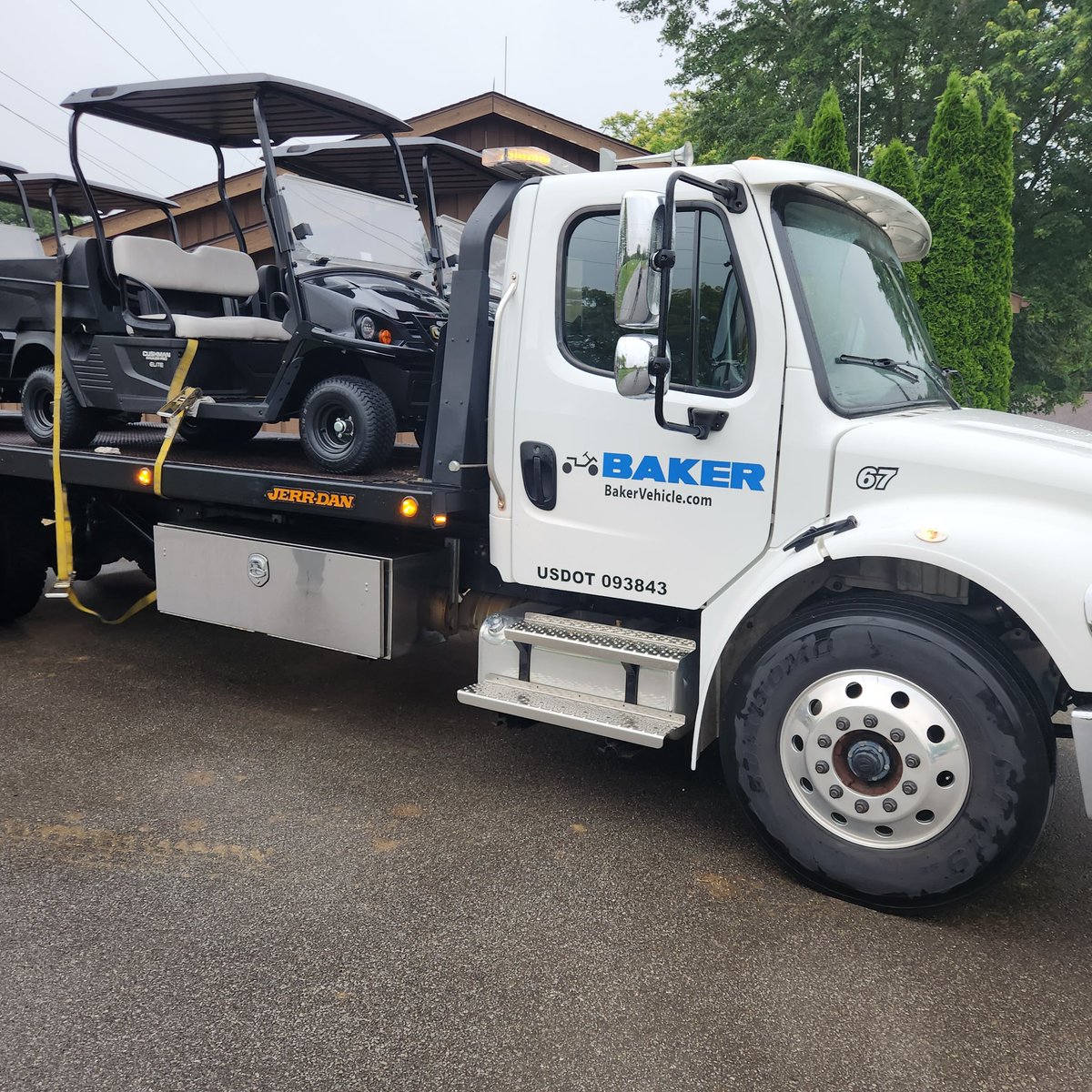 Early morning delivery, new service carts #golfcourse #equipment #equipmentmanagrment #bakervehicle
