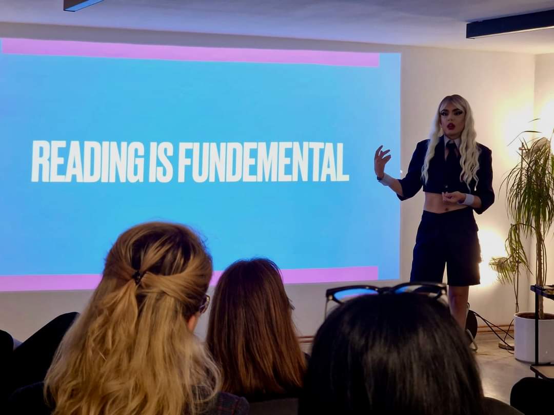 ojq_ORCA's tweet photo. Last week, to celebrate Pride Month, we were joined by Adelina Rose in a lecture on drag as an art form. https://t.co/p5SDIDrfOV