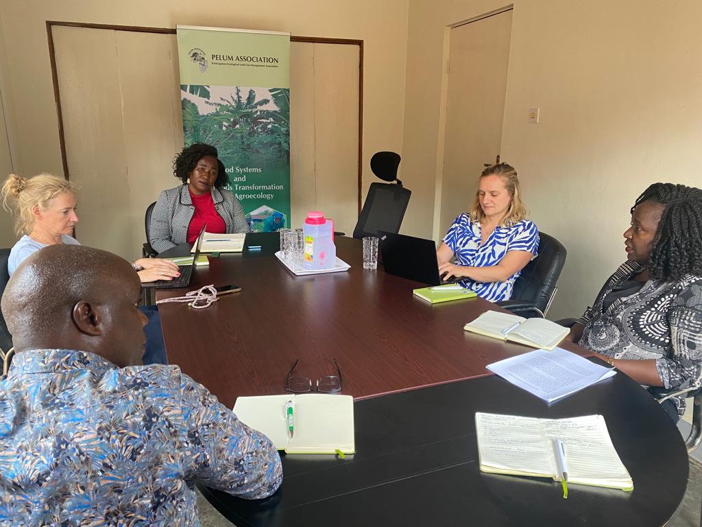 PelumRegional's tweet photo. Yesterday, we were obliged to host Imke &amp; Julia from @brotfuerdiewelt and had a fruitful engangement at the Regional Secretariat Desk as partners.
Thankyou Brot for the visit. https://t.co/MLGvKVH6lC