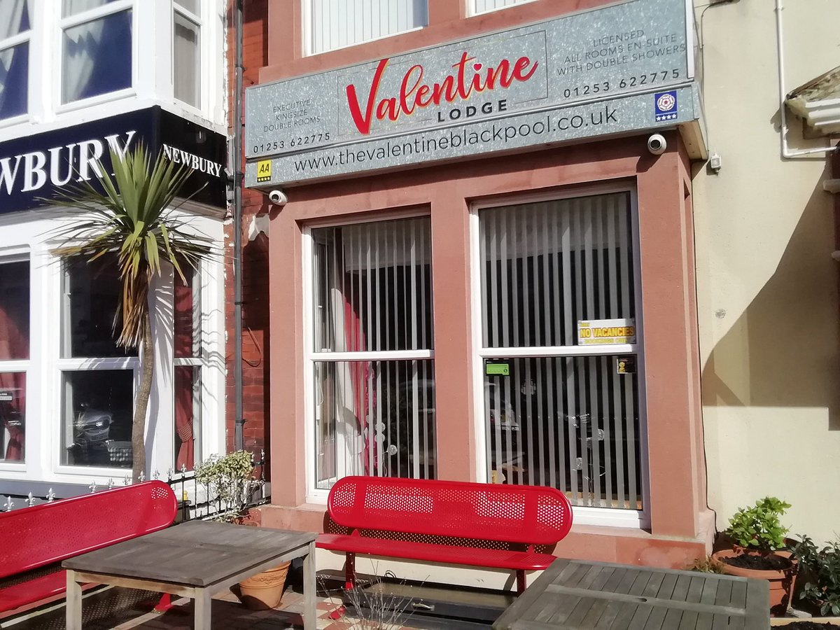 ⭐️ NEW BUSINESS ⭐️
We are delighted to welcome to the market Valentine Lodge located in #blackpool Interested in running your own hotel? Get in touch 📲
#new #business #newtothemarket #hotel #guesthouse #bandb #lancashire #northwest #forsale #ajfcommercial #kingof #businesssales