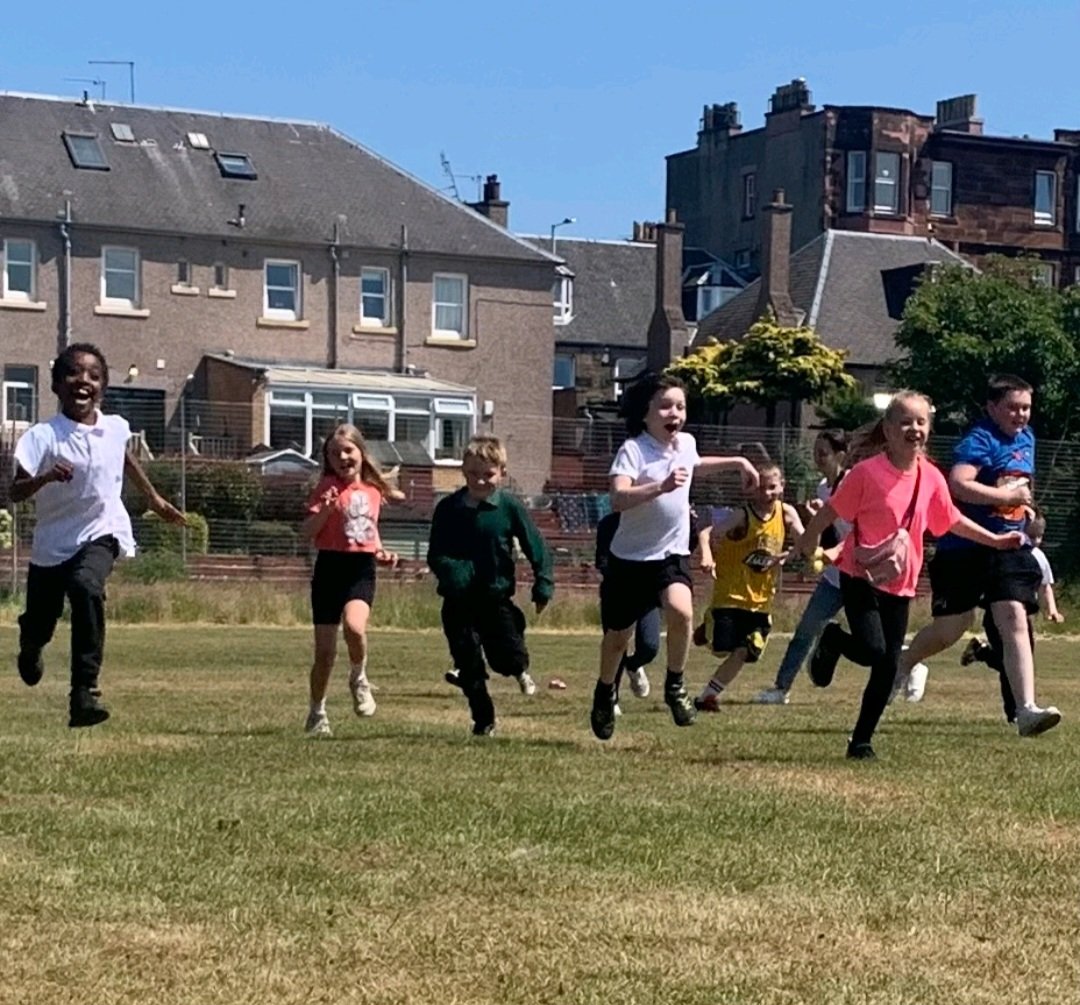 The staff were no match for the pace of the children during play 🏃🏻‍♀️🏃🏿

#outdoorplay #outdoorlearning #active #summer #groupactivities #fun #empoweringyoungpeople