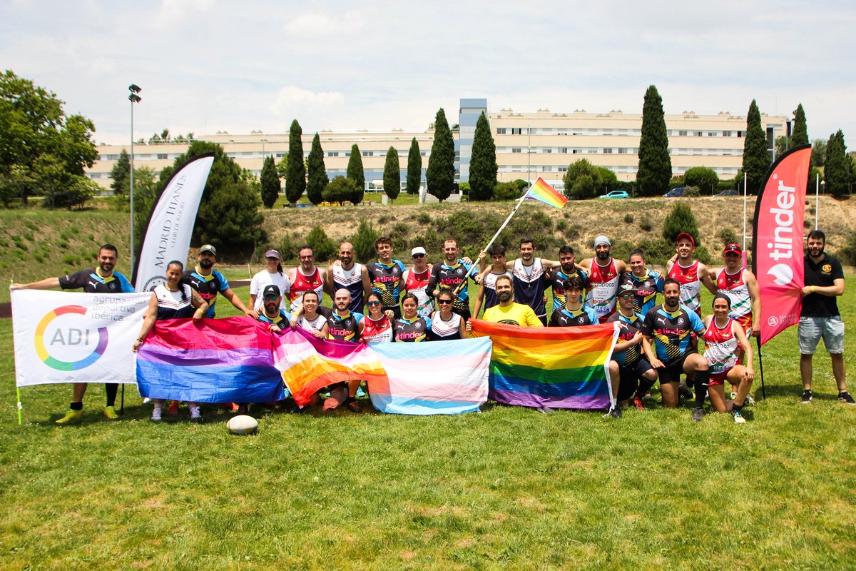MadridTitanes's tweet photo. El pasado finde formamos parte, un año más de los Juegos del Orgullo organizados por los compañeros de @GMadridSports

Agradecer a todos los equipos @TouchMadrid @Alligatorstouch @PanteresGrogues por venir a compartir esta jornada con nosotres. https://t.co/W2ENpp9IRg