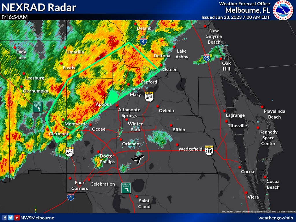 NWSMelbourne's tweet image. 7AM | Very heavy rain is falling in the northwest suburbs of Greater Orlando. A flood advisory has been issued; over 2" have fallen in some places already. #FLwx