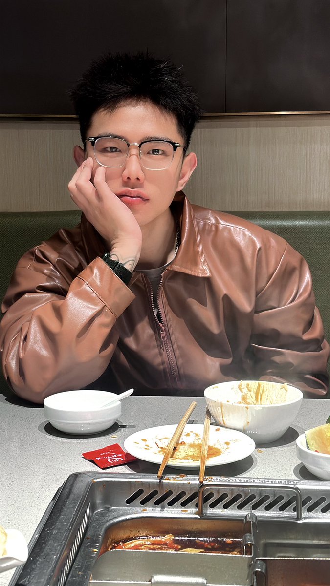 小周只爱胖妹 tweet media