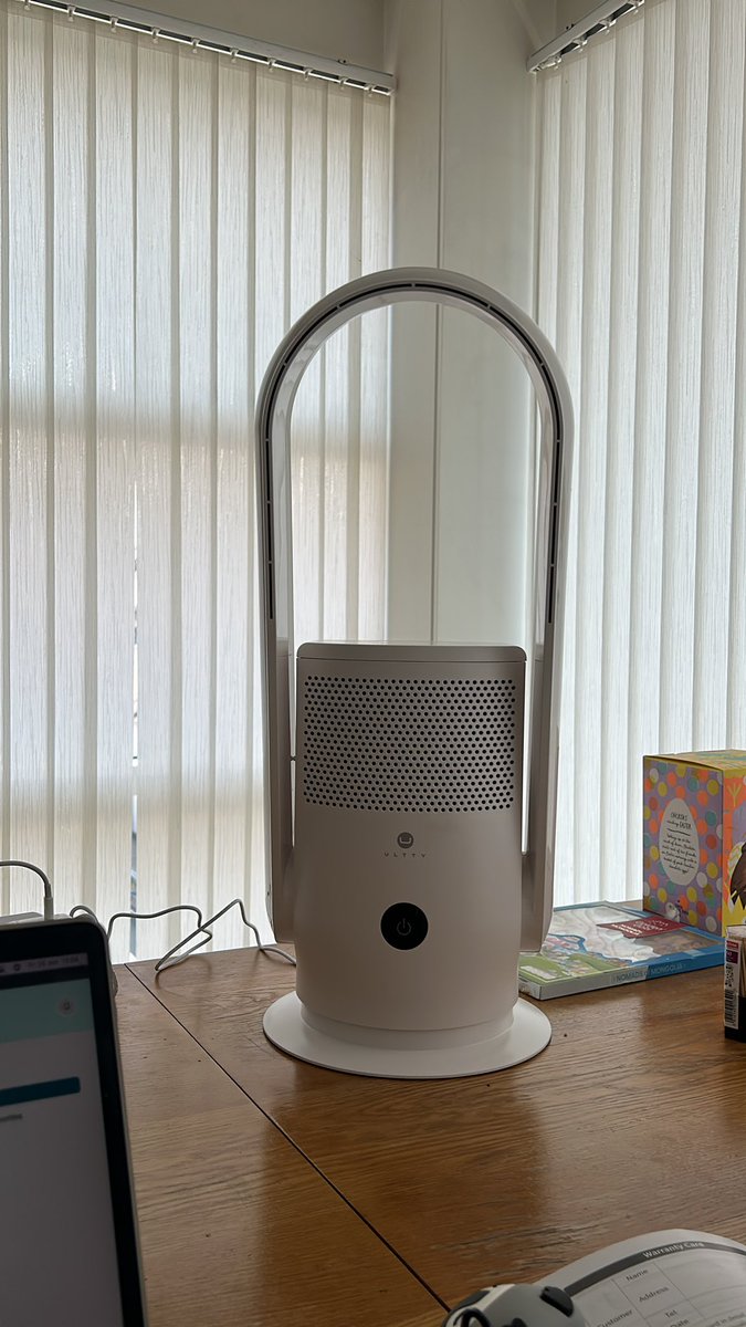 gracecalculator's tweet photo. One year later, may electric fan na ako (na may purifier) ๐ #minivictories chareng ๐คช https://t.co/Lb1clePVry