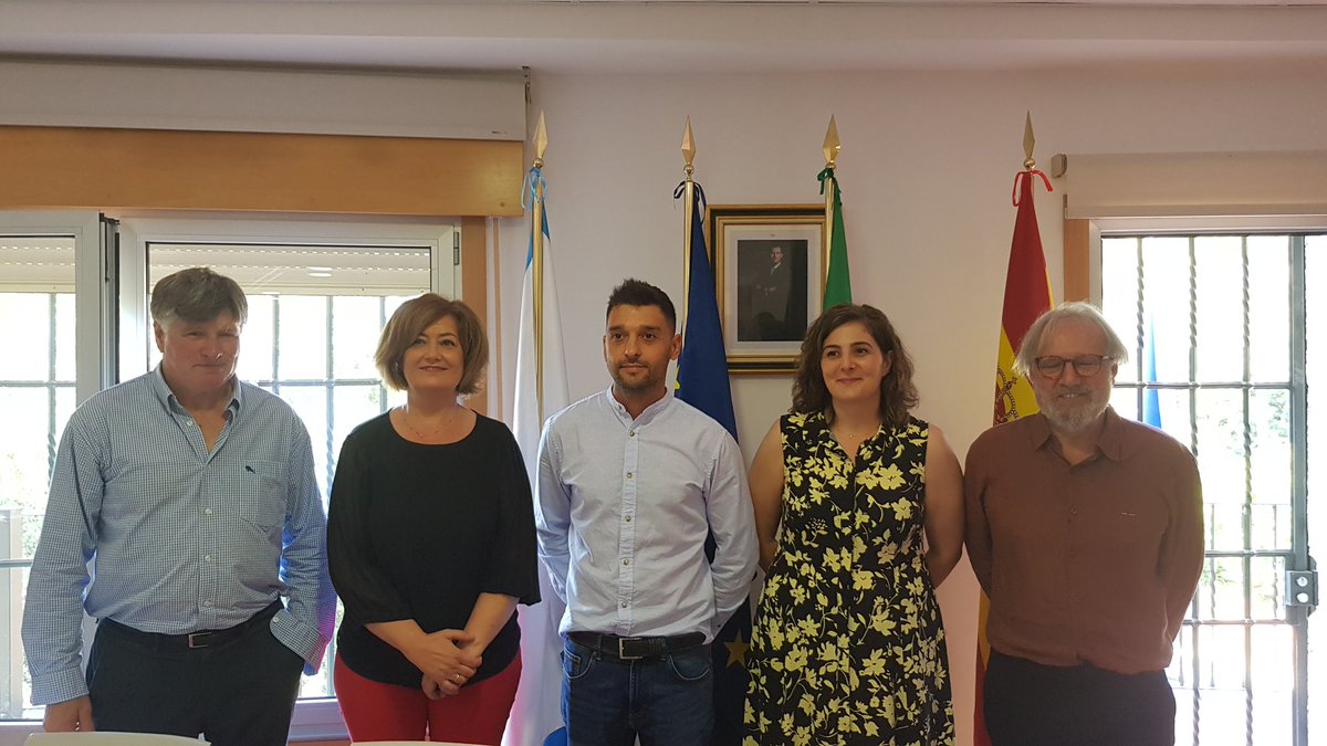 ramon_magan's tweet photo. Óscar Mendez es el nuevo presidente de la,#EntidadLocalMenor de #PazosDeReis en #Tui una de las 9 existentes en #Galicia (8 en #Pontevedra y 1 en #Ourense)
Y hace historia al ser el primero del @PSdeG.
¡Mucho ánimo en esta nueva tarea! https://t.co/zA5o8ZS0J7