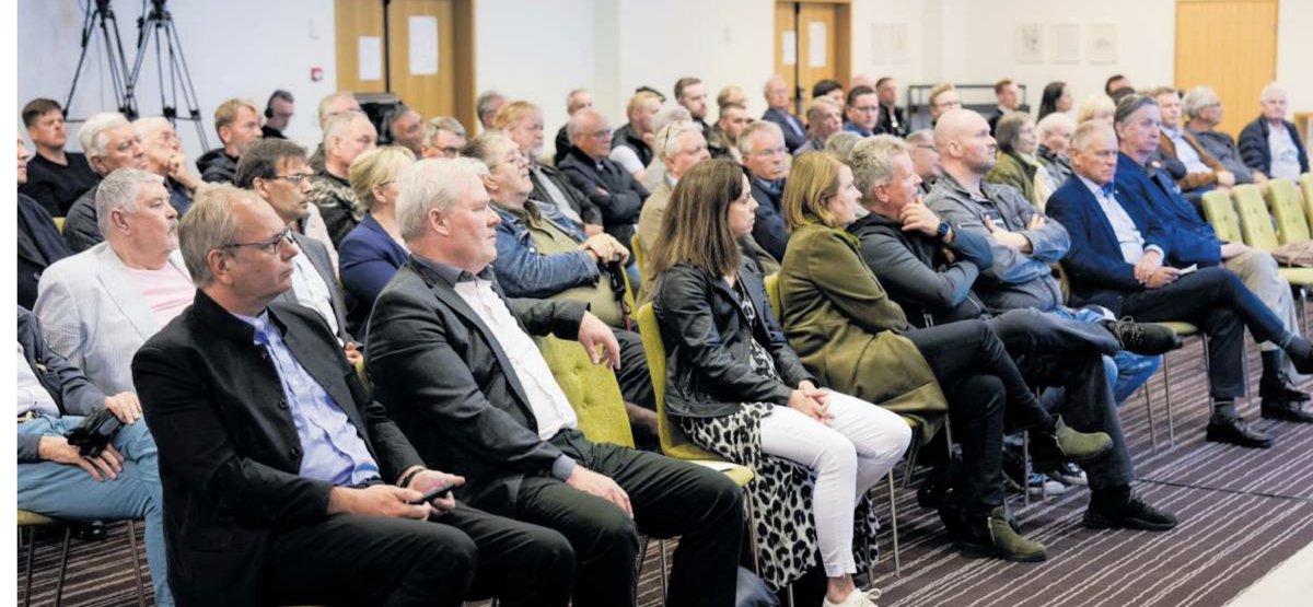 Gaman að sjá að unga fólkið lét sig ekki vanta á fundi um framtíð Reykjavíkurflugvallar.