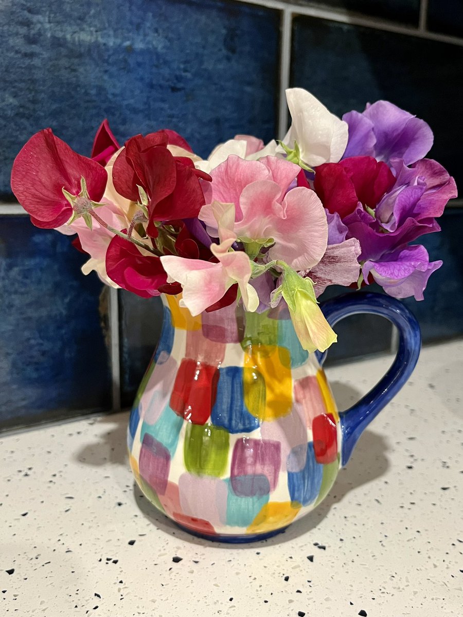 Summer in a jug!

#gardening