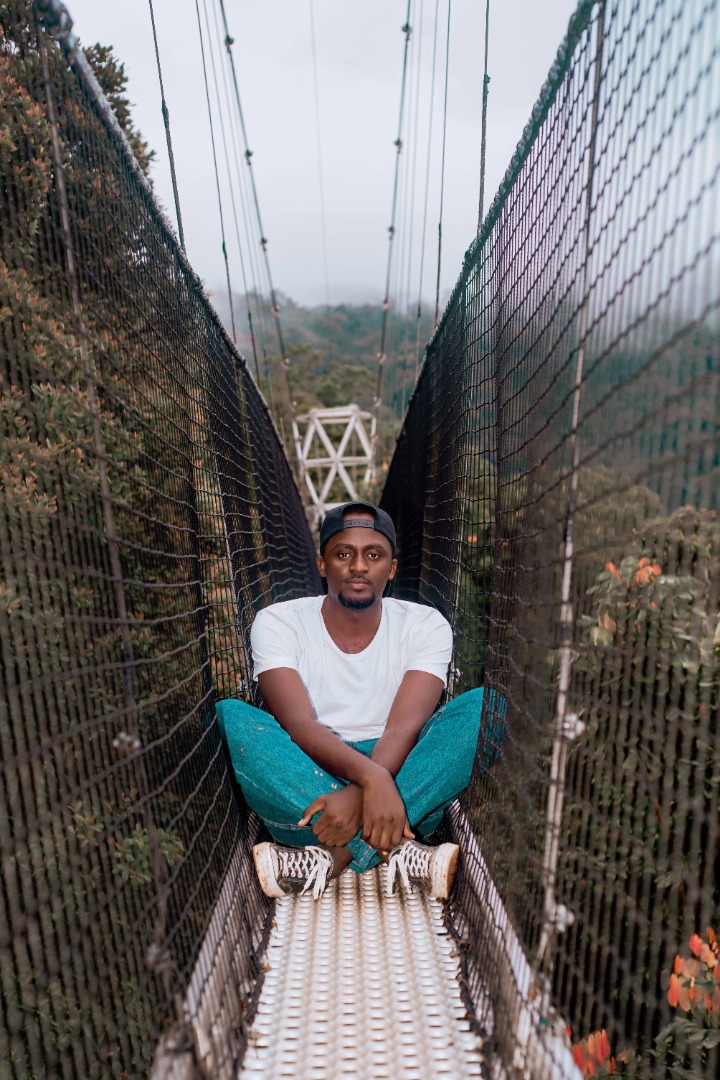 UpExplore's tweet photo. do u want to start a new month of July with new and fresh mind? please join our trip on3rd to @NyungwePark and we explore the beauty of it #canopywalkway ndambarare #Waterfall @RDBrwanda @PaMigambi https://t.co/XnAnFkSPMZ