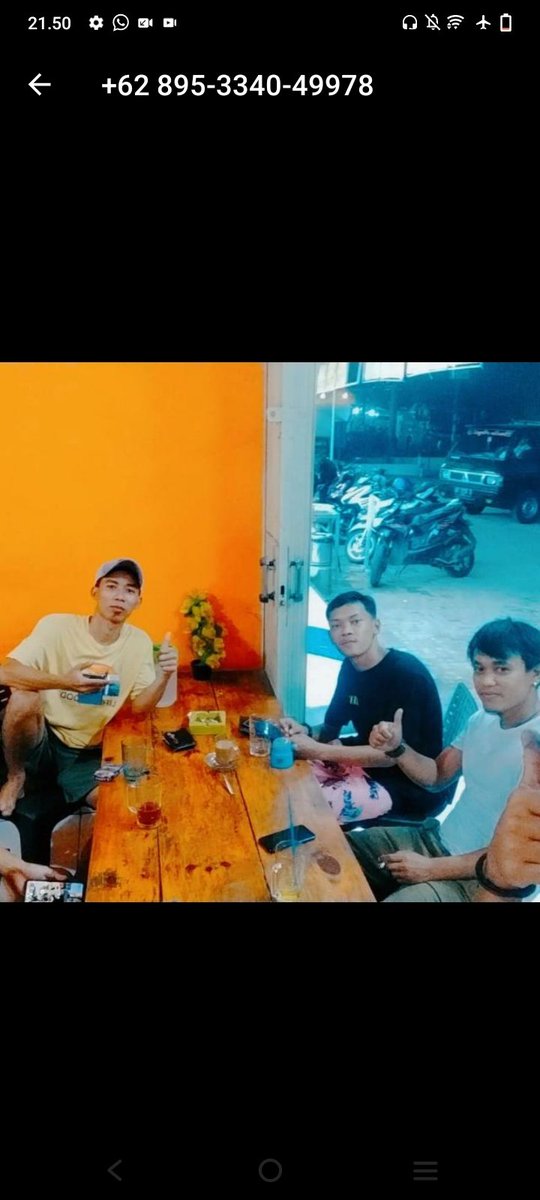 BellViral49919's tweet photo. #viralsolo #viraljawatengah #viralbekasi liat pria ini lagi sange ngocok #viralkan https://t.co/qm9AWnTEeZ