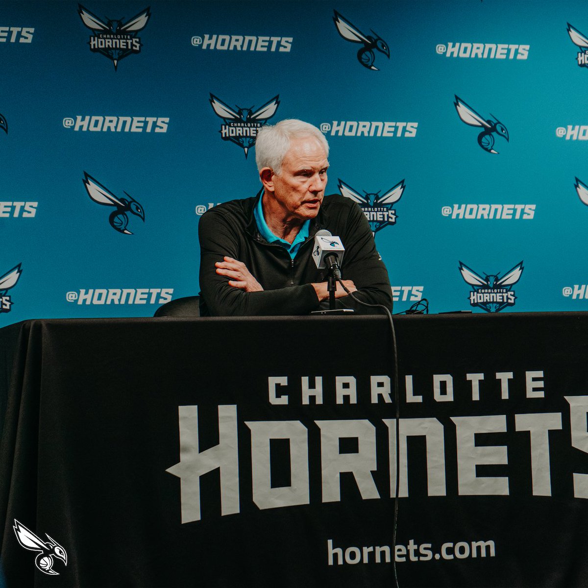 hornets's tweet photo. Scenes from Spectrum Center last night πΈ
#HornetsDraft | #NBADraft https://t.co/226YMFurDf