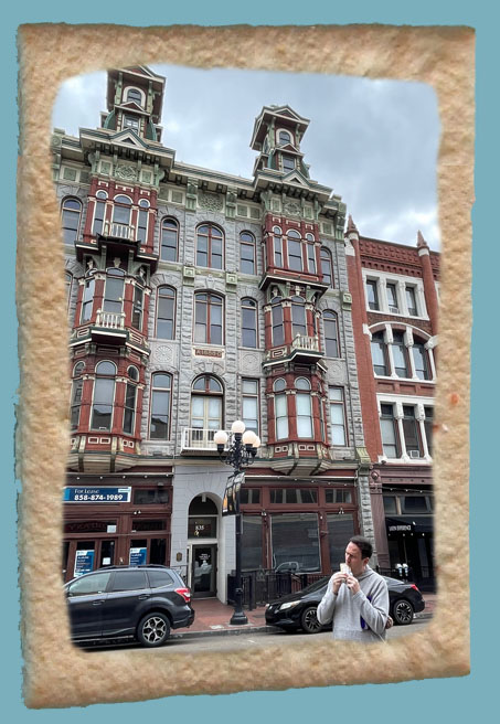 FittenTrim's tweet photo. ICYMI: updated my award-winning blog POP-TARTS EATEN IN EXOTIC LOCATIONS with new San Diego content
The Chargers left town but after this #PopTart, I felt completely re-
wait for it
charged.
#poptarts #SanDiego #gaslampquarter #balboapark #toasterpastry
https://t.co/bCMUYLWihp https://t.co/TSCbFdLfn2
