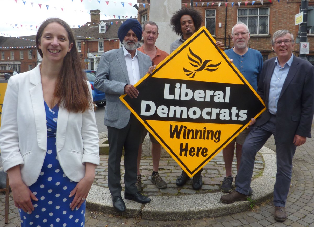 The #Hitchin Lib Dems have been really active in #midbeds recently, knocking on doors and delivering leaflets. The outgoing MP needs to get on with her resignation so the people in that area finally get a MP who will actually work for them and put them first.