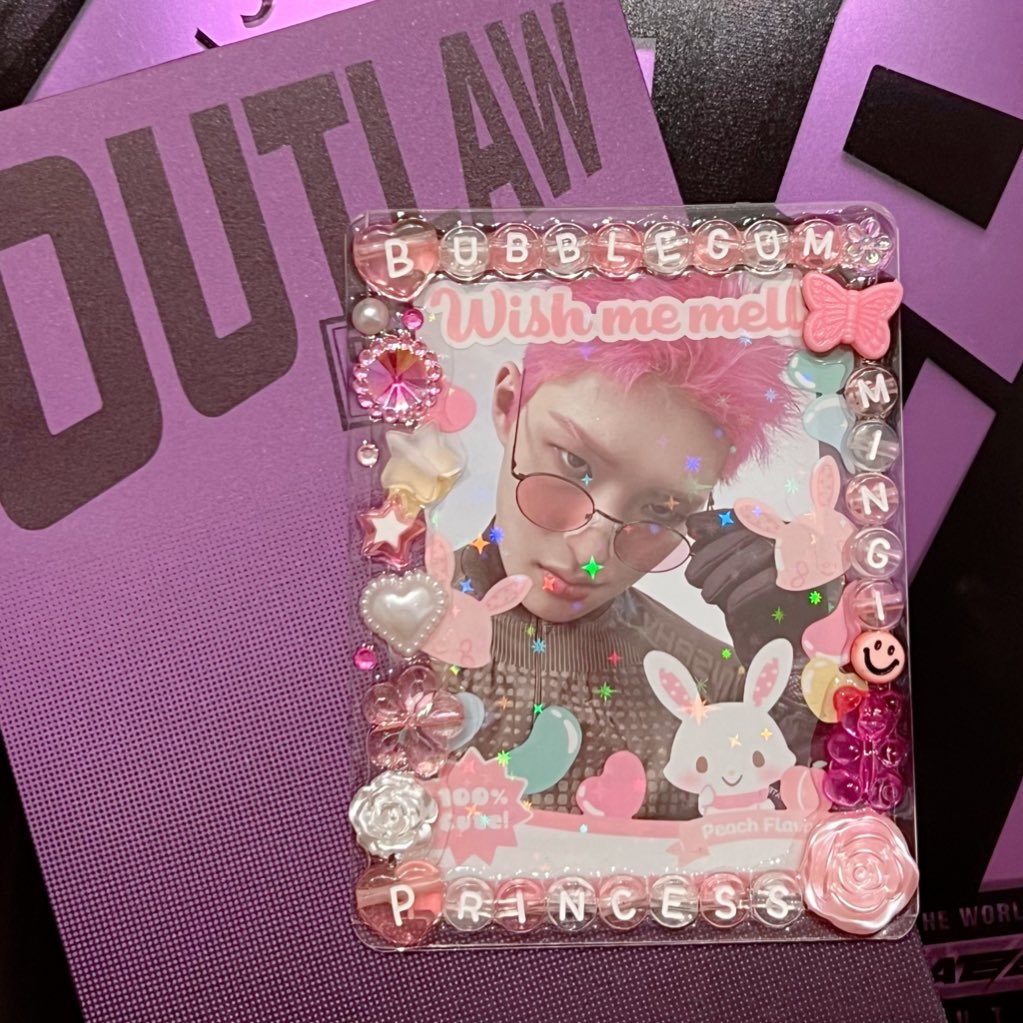yeoyeopan's tweet photo. @tifucrafts Tonight’s custom was fun to make 💖 https://t.co/4HEtA2IRAp