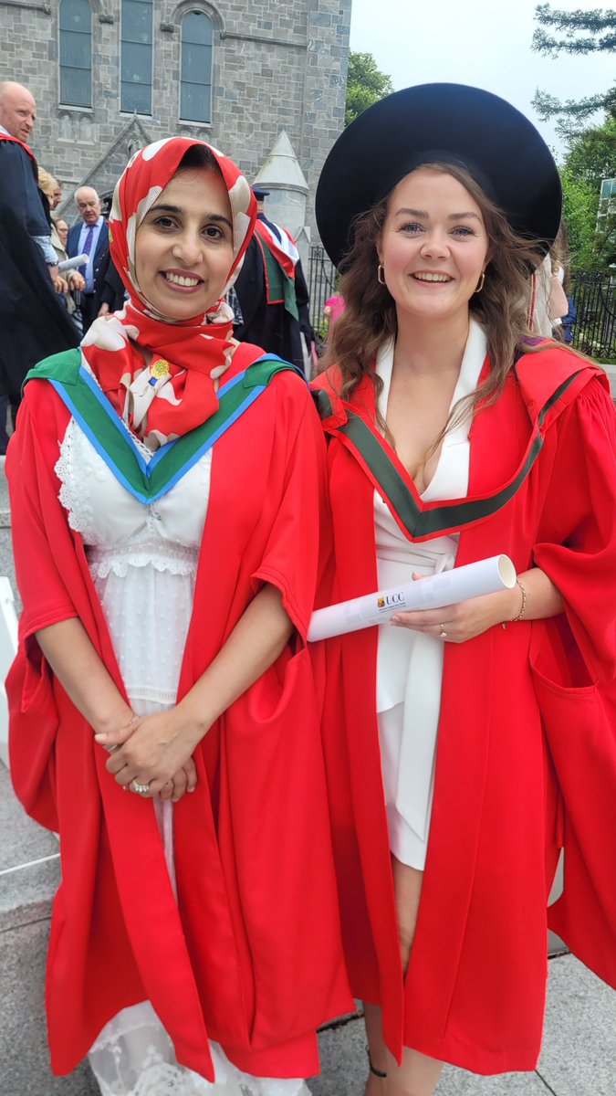 mutahira_lone's tweet photo. Congratulations Dr Dempsey 🥳 @amk_dempsey. You did it!! @yvonnemnolan @MindMeMindYouIE you were both missed. Thanks @yvonnemnolan for this wonderful opportunity to supervise my first PhD student. #anatomy #UDL #inclusion https://t.co/V8V6dFNC4E