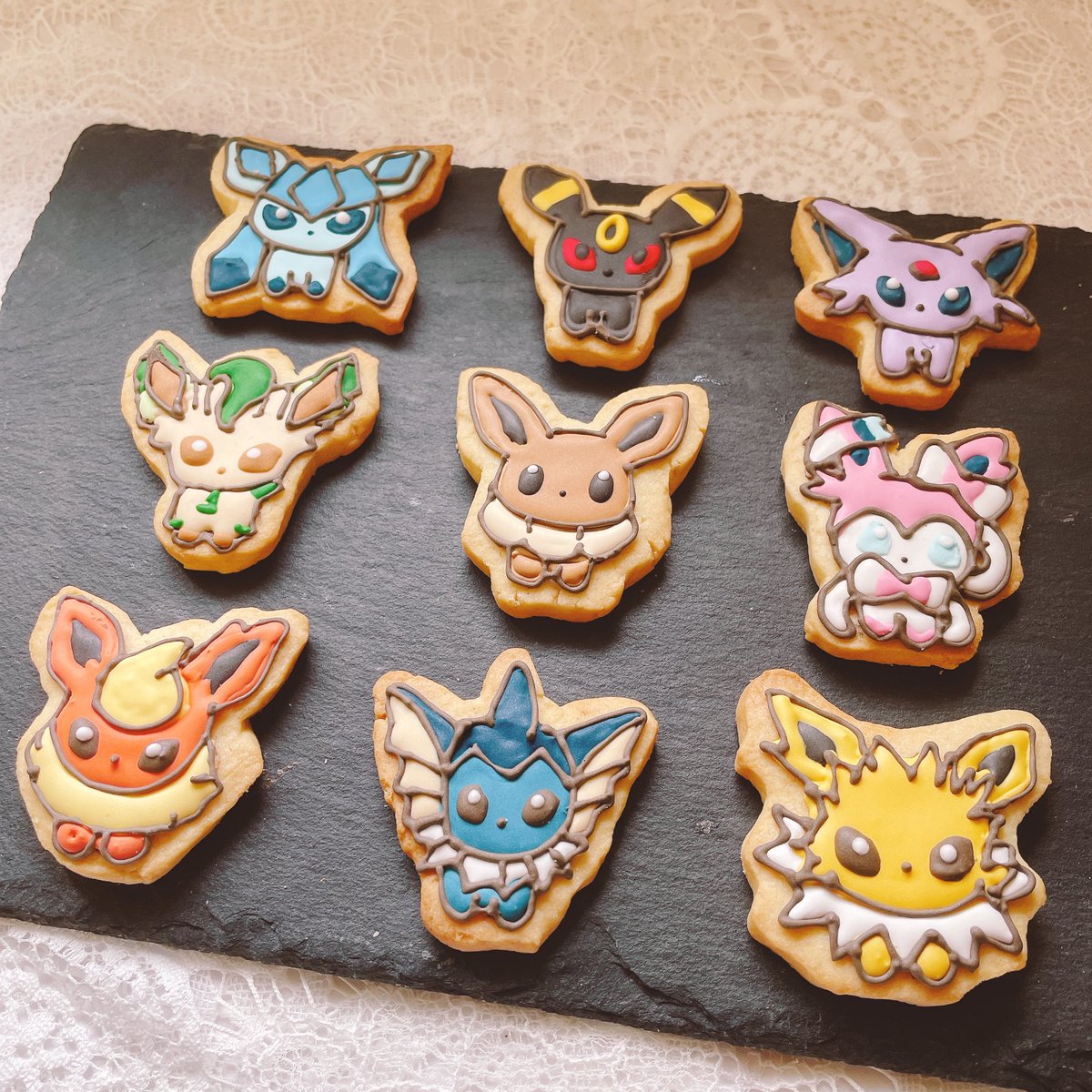 アイシングむずかしいいいいい
クリームの柔らかさも力加減も
まだ全然わかってない😵‍💫💭
間隔あけないで何回も作らなきゃだな(՞ .  ̫ .՞)"