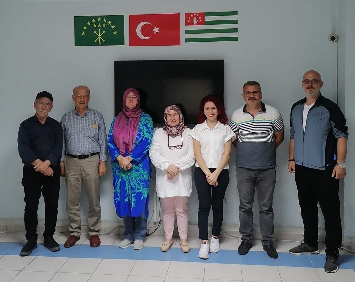 Kafkas Derneği yeni yönetimini seçti

Çorum Kafkas Kültür Derneği olağan genel kurulunu tamamladı. 

Burhan İlhan başkanlığında oluşturulan yeni yönetim kurulunda Yaşar Nugay, Enver Bugatur, Nihal İslam, Seyhan Yavuz, Meral Şahin ve Halil İbrahim Ölçüm yer aldı.