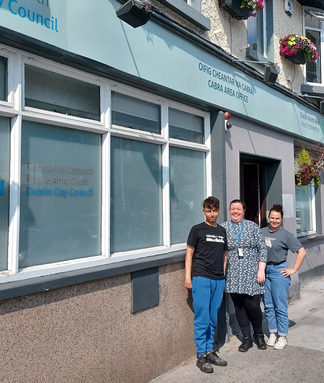 Meet Avram, Nadine & Emer: part of the #Cabra office crew. The office provide a variety of services across various sections including housing, community, sport,  public domain and more. Keep up the great work guys!  @DubCityCouncil @LocalGovIre  #YourCouncilDay