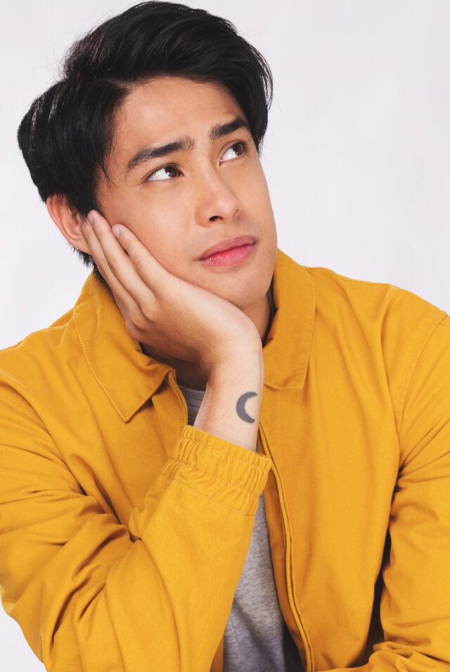 DonBelleOFC's tweet photo. 📰 Forward-Looking: Donny Pangilinan Shines Bright for a Better Tomorrow on @mega_magazine!

The future looks even better and brighter for @SunLife’s newest brand ambassador, #DonnyPangilinan, as he makes the most of the opportunities coming his way.

@donnypangilinan | #DonBelle https://t.co/gI4iQFbzys