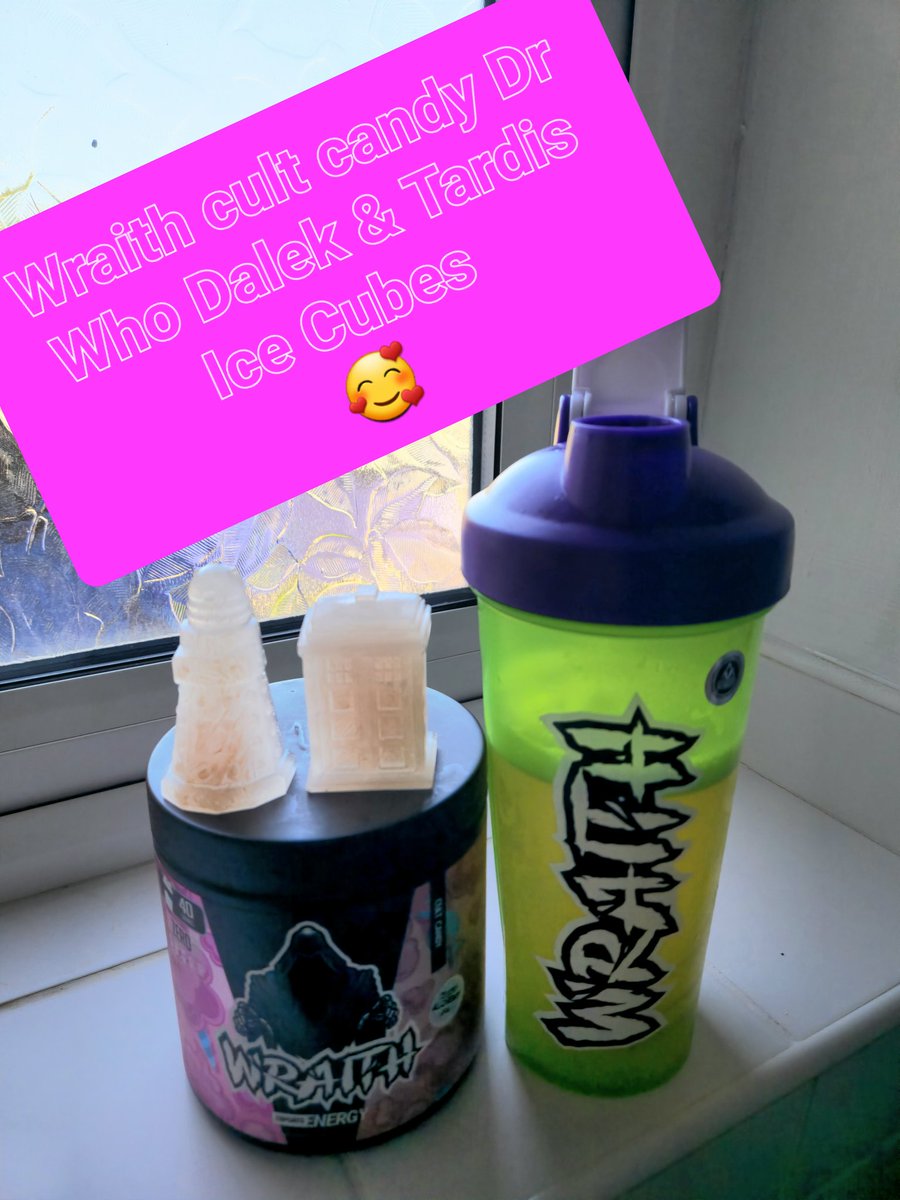 _UK_jess's tweet photo. Mixing 2 of my fave things together #wraithenergy &amp; #DrWho   If you wish to try the awesomeness of @WraithEnergy for yourself head over to https://t.co/5EsnxX4mQD &amp; use code: Jesse for a nice discount 🥰 https://t.co/gwILiqpdJH