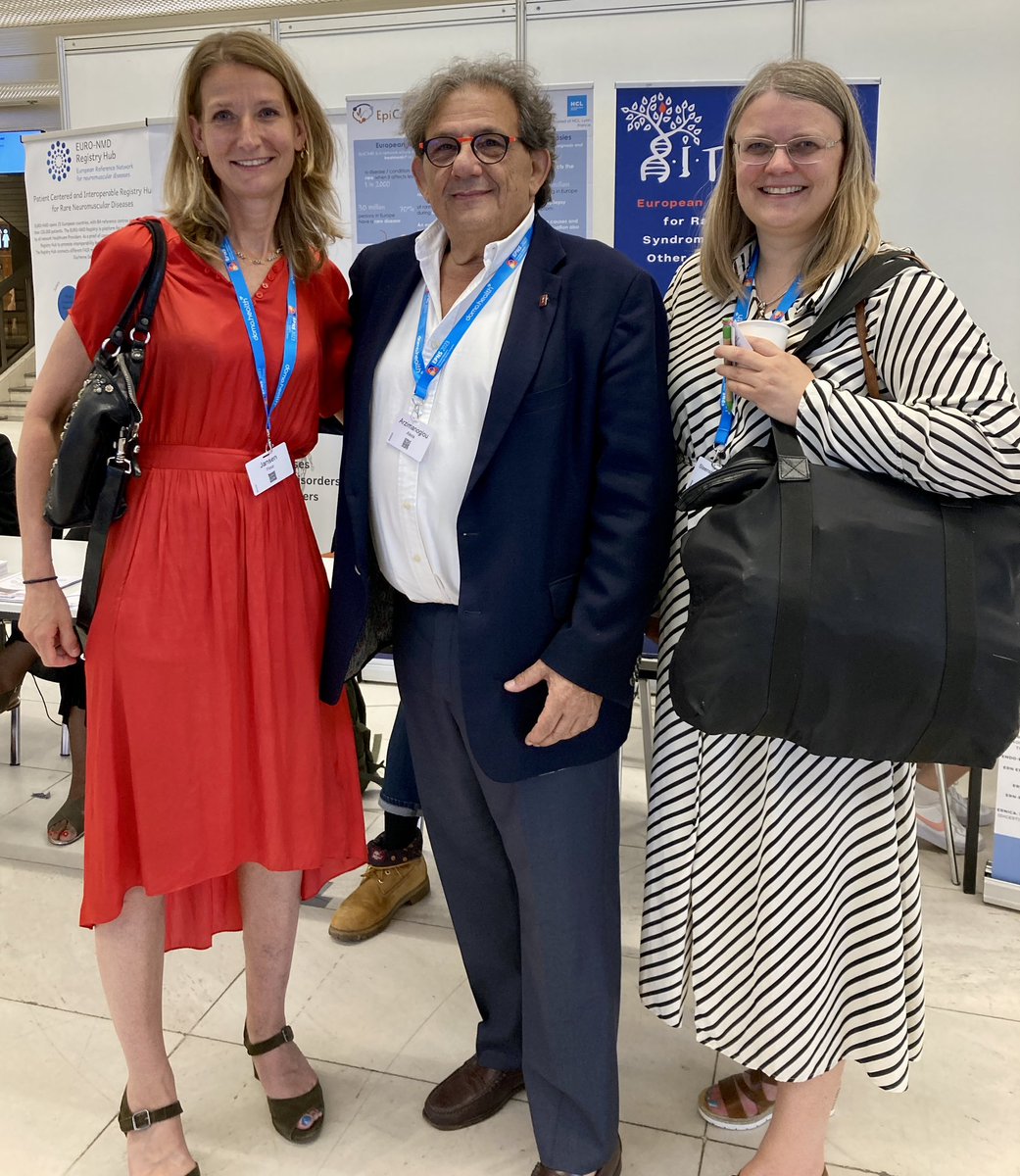 We saw lots of EpiCARE members at #EPNS2023 in Prague 🇨🇿 !

Our network is lucky to be composed of inspiring experts in all epilepsy fields 🧠

#epilepsy #neurotwitter #EuropeanReferenceNetworks #ERNs