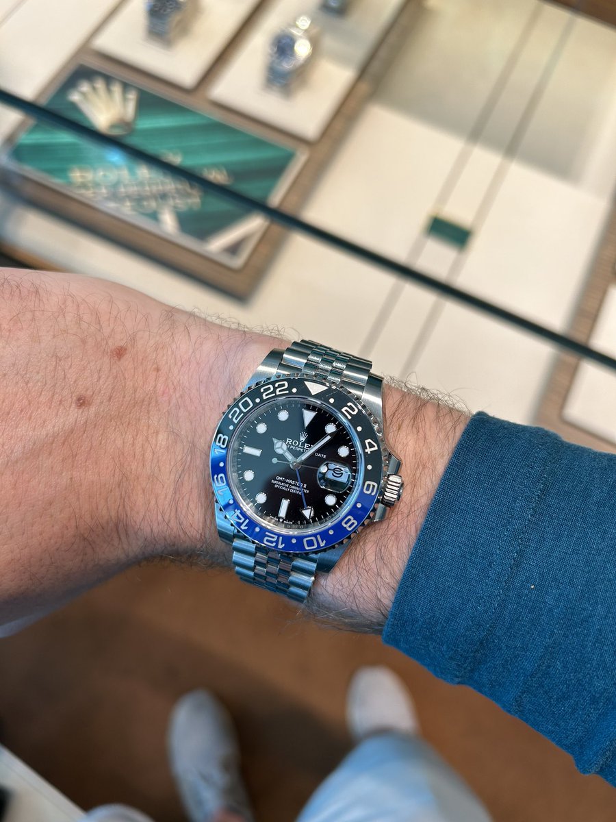 StevenAscher's tweet photo. Good morning! ☀️ 

Dream watch of the day! https://t.co/RGJ162Isuj