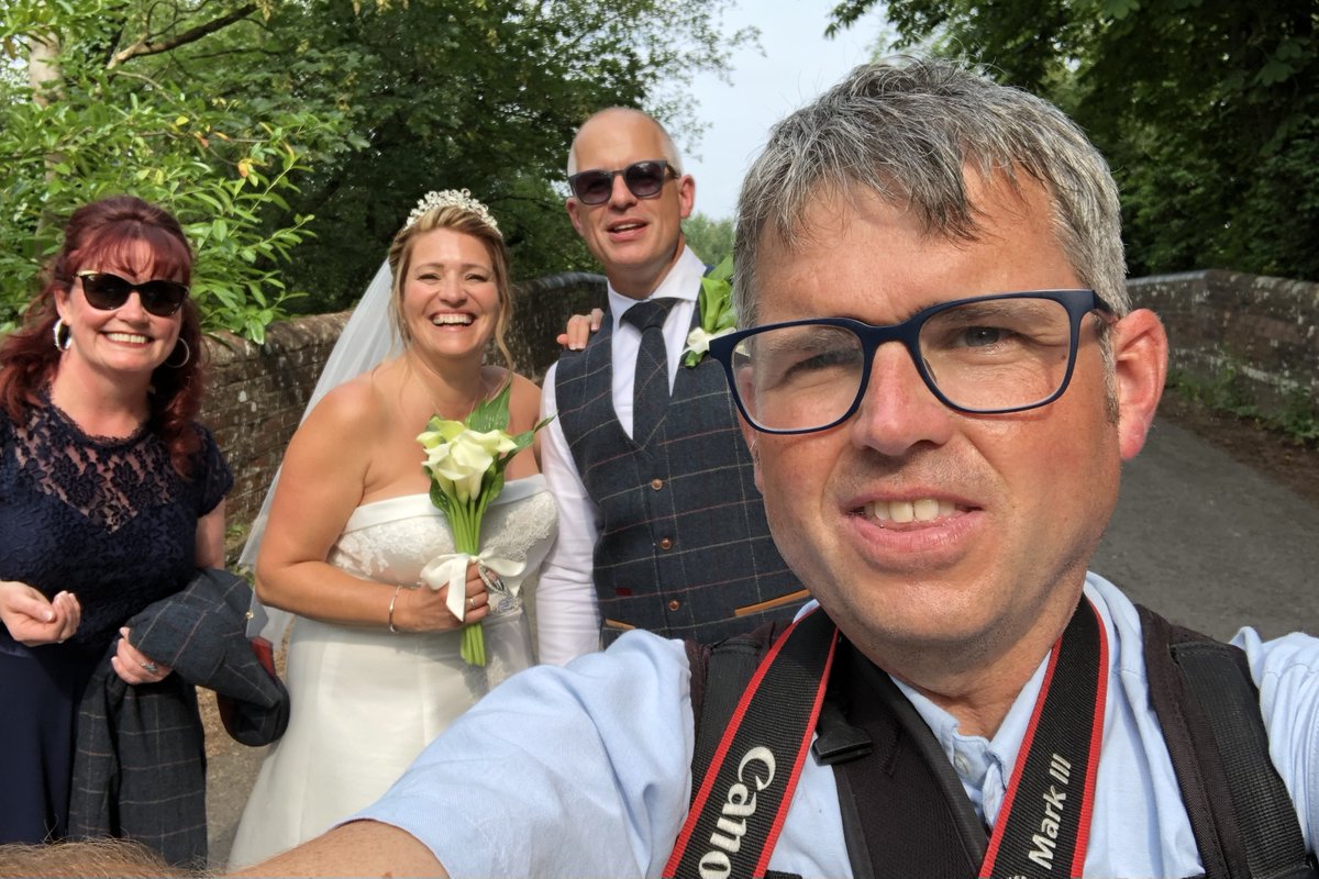 PhotosDorset: The fabulous Lisa and Nigel from last Saturday near Andover #wedding #andover #hampshirewedding