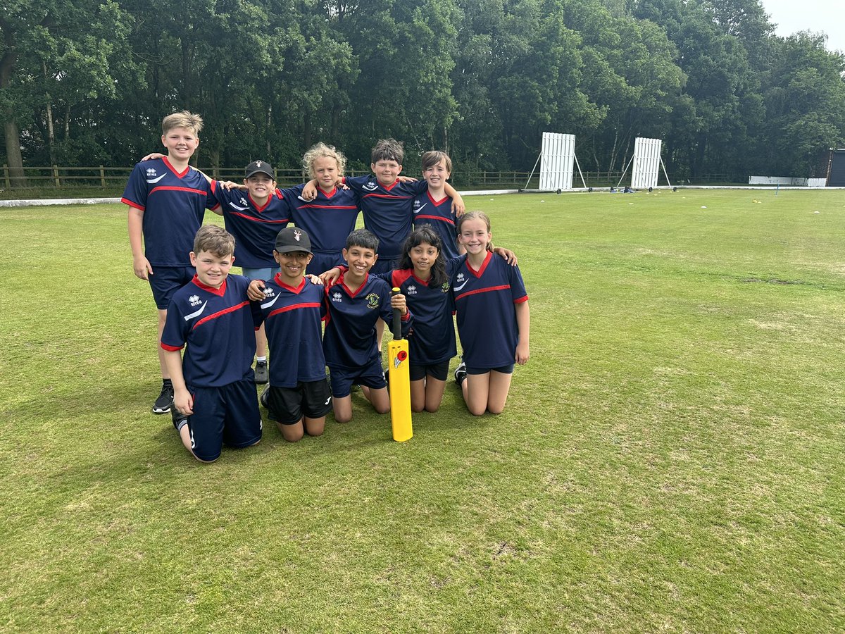 Broadoak_PE's tweet photo. We are through to the semi’s 🙌🏻🏏Let’s go #TeamBroadoak https://t.co/w1e1ES1Ttb