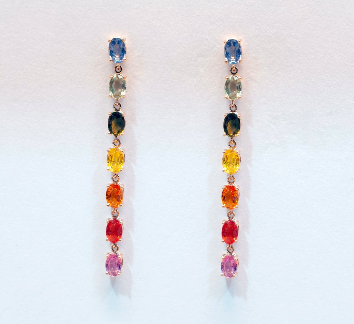 jordanjoyeros's tweet photo. Rainbow of sapphires
#JordanJoyeros #diseñadores #Joyería #fabricantes #gemologos #pendientes #earrings #oro #gold #zafiroazul #zafiroamarillo #zafiroverde #zafironaranja #diseñamosparati #wedesignforyou
https://t.co/rxmAcxLulm https://t.co/5jKg1IxQGP