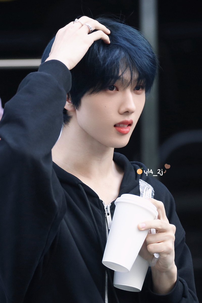 예쁜 눈이 잘 보여서 너무 좋아&gt;&lt;
#지성  #박지성  #JISUNG