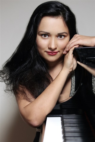 Concert Diary UK (@concertdiary) on Twitter photo TONIGHT
<a href="/DinaraKlinton/">Dinara Klinton</a>: Moonlight Sonata & Rhapsody in Blue - 7.30pm <a href="/smitf_london/">St Martin-in-the-Fields</a> concert-diary.com/concert/177799…
<a href="/MenuhinSchool/">The Yehudi Menuhin School</a>: Summer Solos 7 - 7.30pm <a href="/MenuhinSchool/">The Yehudi Menuhin School</a>
concert-diary.com/concert/176442…
@ElektraYVR, The Lost Words: A Spell Book - 7.30pm @StJohnsSmithSq concert-diary.com/concert/178346… TONIGHT
<a href="/DinaraKlinton/">Dinara Klinton</a>: Moonlight Sonata & Rhapsody in Blue - 7.30pm <a href="/smitf_london/">St Martin-in-the-Fields</a> concert-diary.com/concert/177799…
<a href="/MenuhinSchool/">The Yehudi Menuhin School</a>: Summer Solos 7 - 7.30pm <a href="/MenuhinSchool/">The Yehudi Menuhin School</a>
concert-diary.com/concert/176442…
@ElektraYVR, The Lost Words: A Spell Book - 7.30pm @StJohnsSmithSq concert-diary.com/concert/178346…