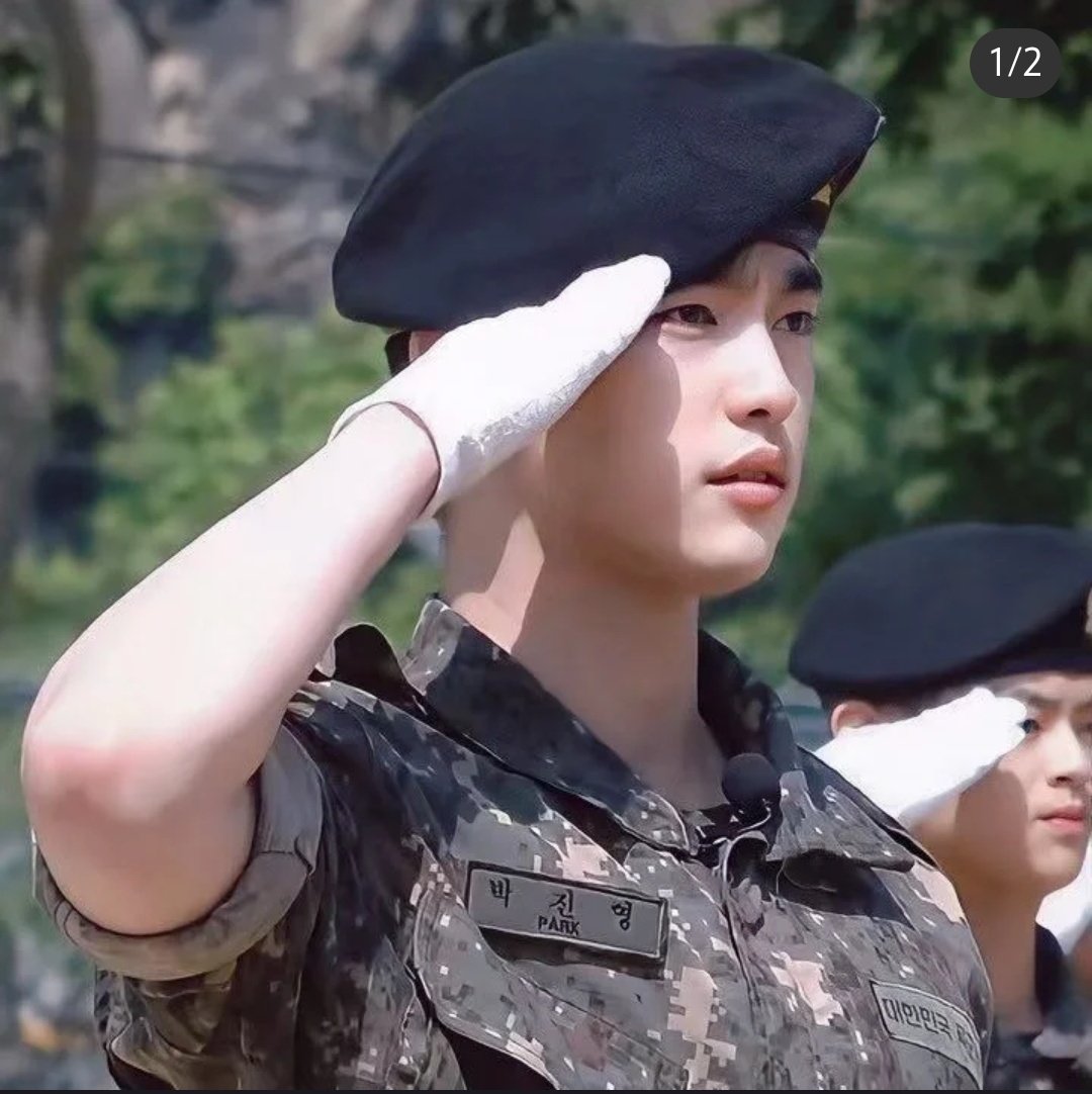 이게 대한민국 육군 홍보 화보야 뭐야