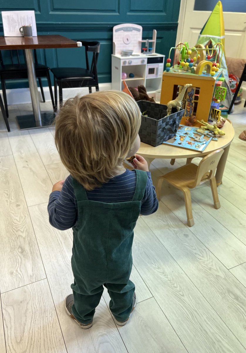 Highly recommend a visit to @marlowsplace7 in Abergavenny. Always a friendly welcome and relaxed atmosphere, has become a regular spot for us to visit with the little one! 
@NevillStBiz 
#followfriday #supportlocal #abergavenny #kidscafe #lovemonmouthshire #smallbusiness