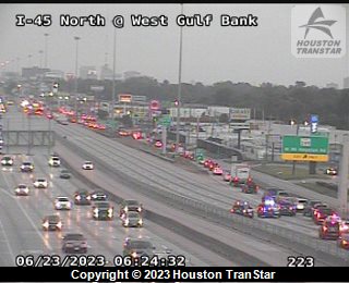 CRASH: IH-45 North Freeway heading Northbound at Mount Houston Rd. #houston #houstontraffic #kprc2 #traffic #houstonnews