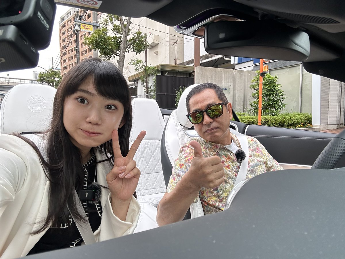 nanako_aizawa's tweet image. ✌️8️⃣子、みてくださいましたかー？😚

V8サウンドに街の子供たちも歓喜?!【 メルセデスAMG SL63 】土屋圭市が優雅さを試乗で堪能！相沢菜々子 工藤貴宏が内外装を徹底解説 youtu.be/wYNB35jnN-g @YouTubeより

#車選びドットコム　#SL63