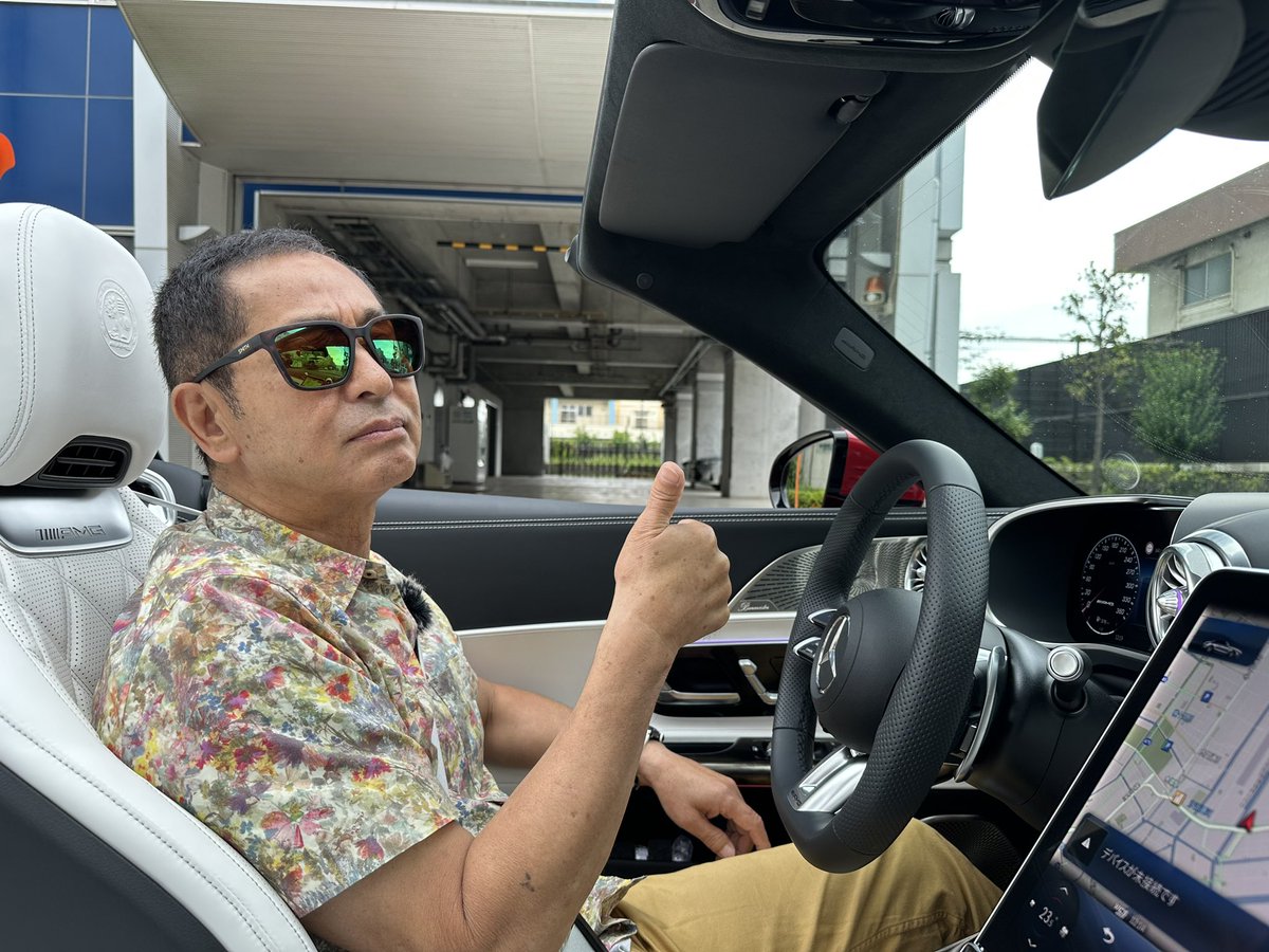 nanako_aizawa's tweet image. ✌️8️⃣子、みてくださいましたかー？😚

V8サウンドに街の子供たちも歓喜?!【 メルセデスAMG SL63 】土屋圭市が優雅さを試乗で堪能！相沢菜々子 工藤貴宏が内外装を徹底解説 youtu.be/wYNB35jnN-g @YouTubeより

#車選びドットコム　#SL63