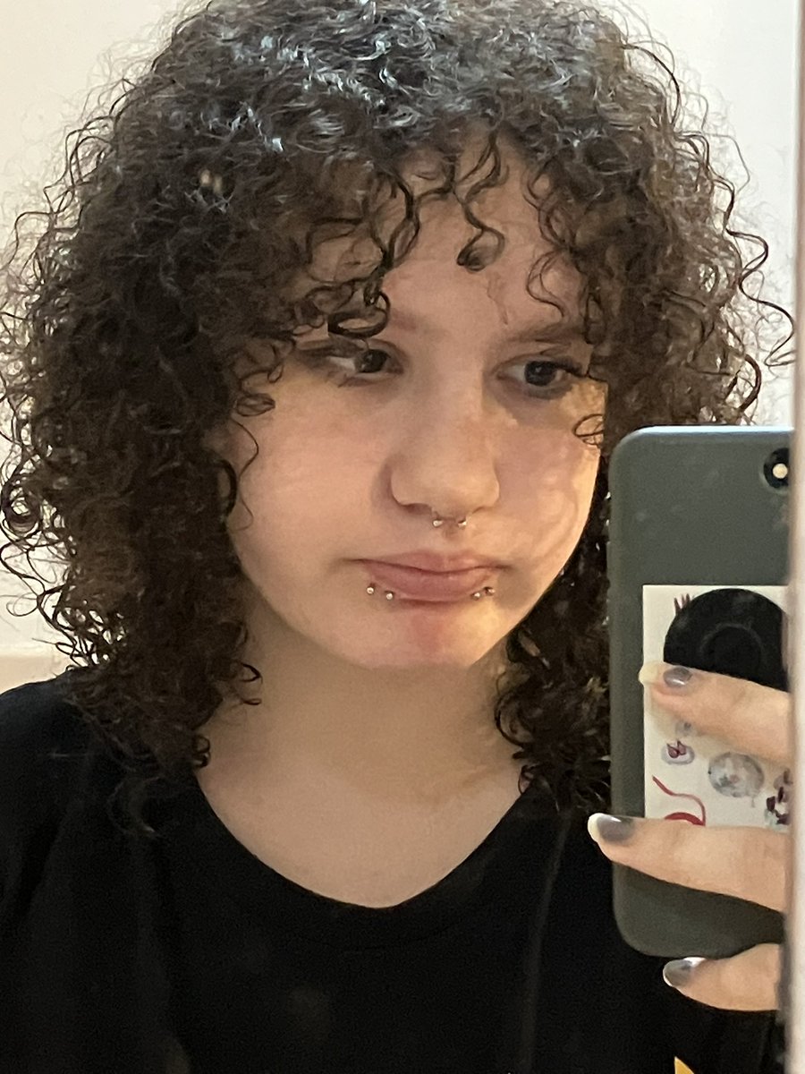 Lint On Twitter i Have A Huge Pimple On My Chin lint-on-twitter-i-have-a-huge-pimple-on-my-chin